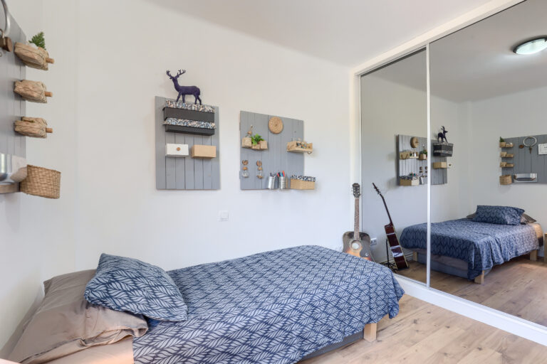 Bedroom 1 - 2